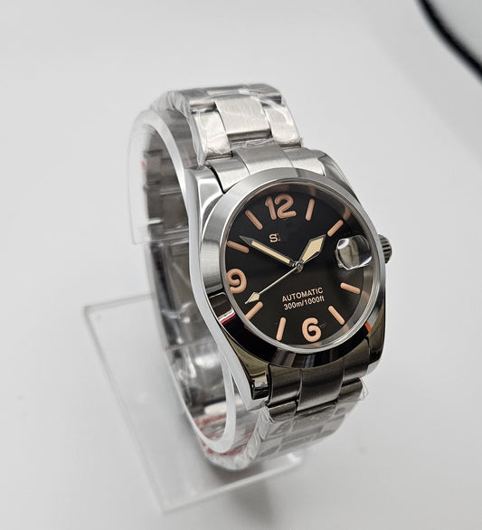 Explorer Classic | Antique Dial With Date