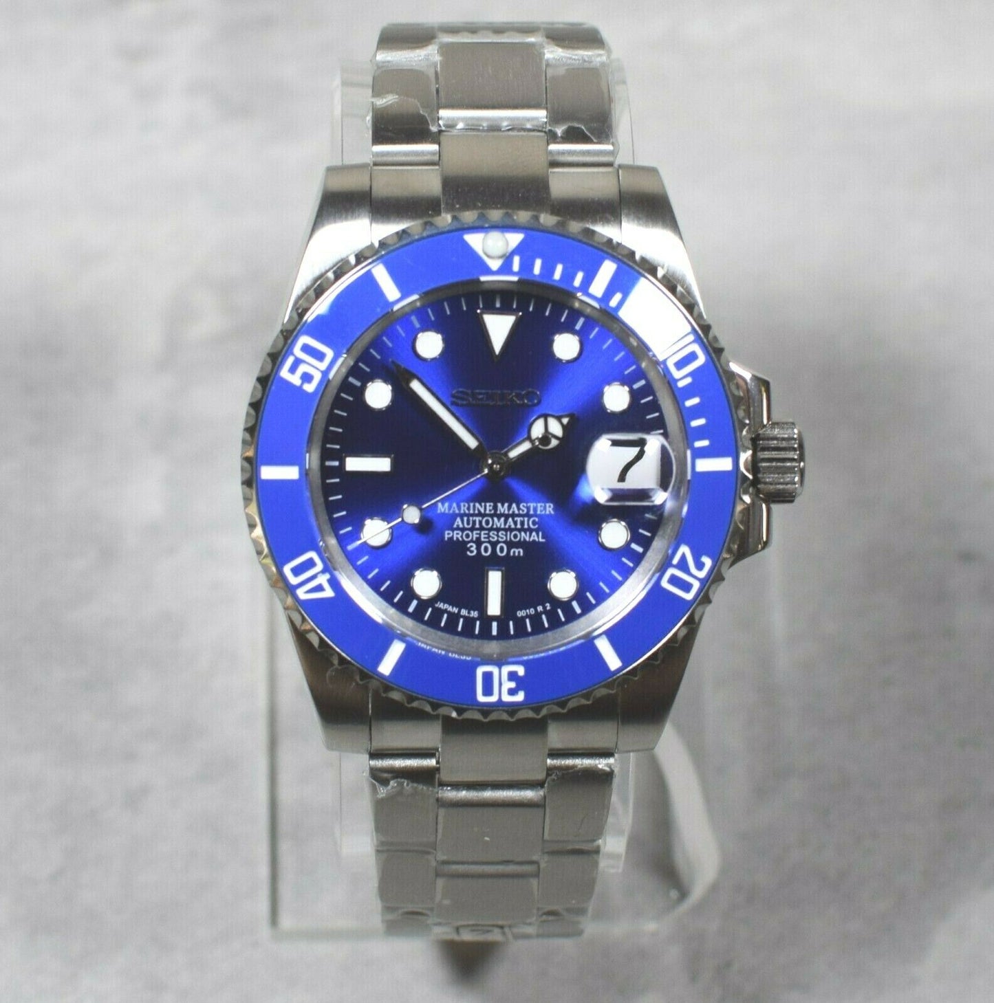 Seiko Custom Mod Watch Blue Dial, Blue Ceramic Bezel, Sapphire - Powered by NH35 Automatic Movement - Sunshine Custom Watch