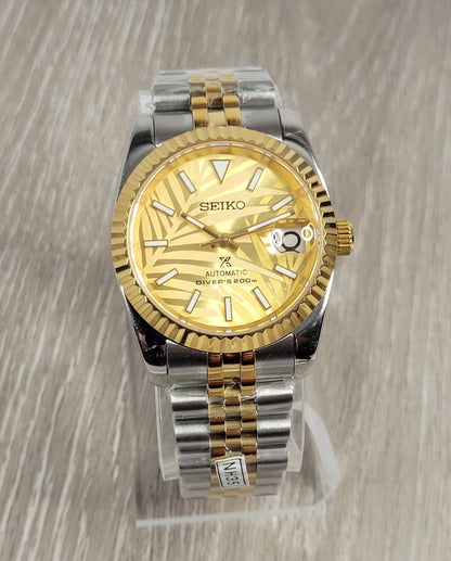 Fluted Two Tone Case Seiko Custom, Gold Palm Dial