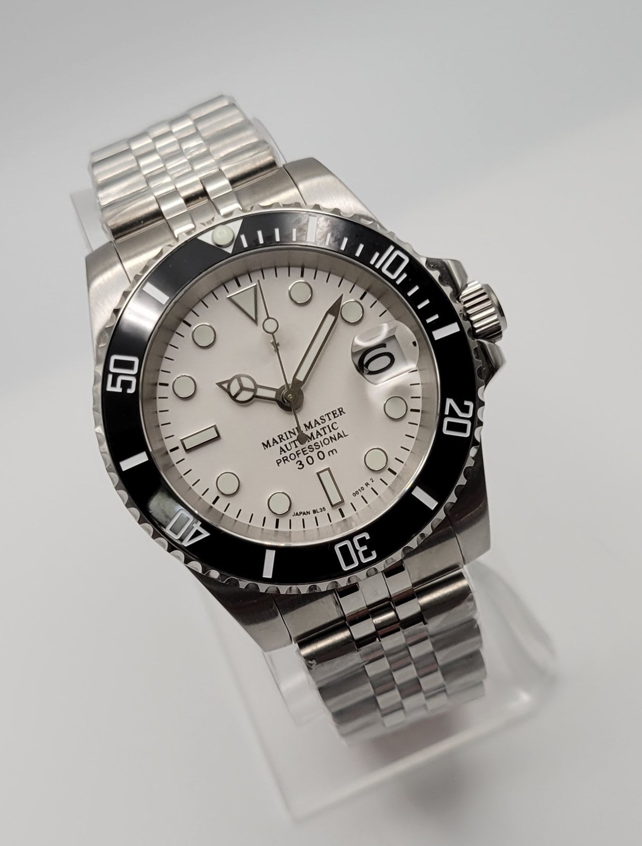 Custom SUB | White /Black