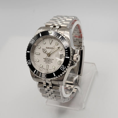 Custom Sub | White / Black