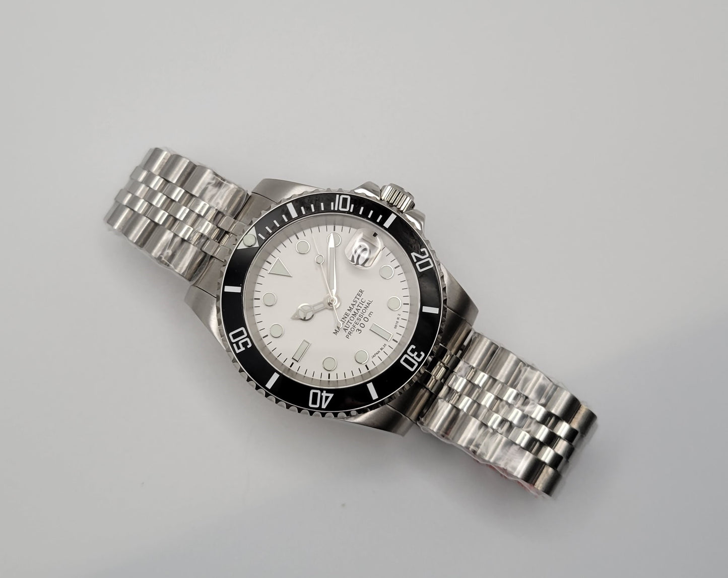 Custom SUB | White /Black