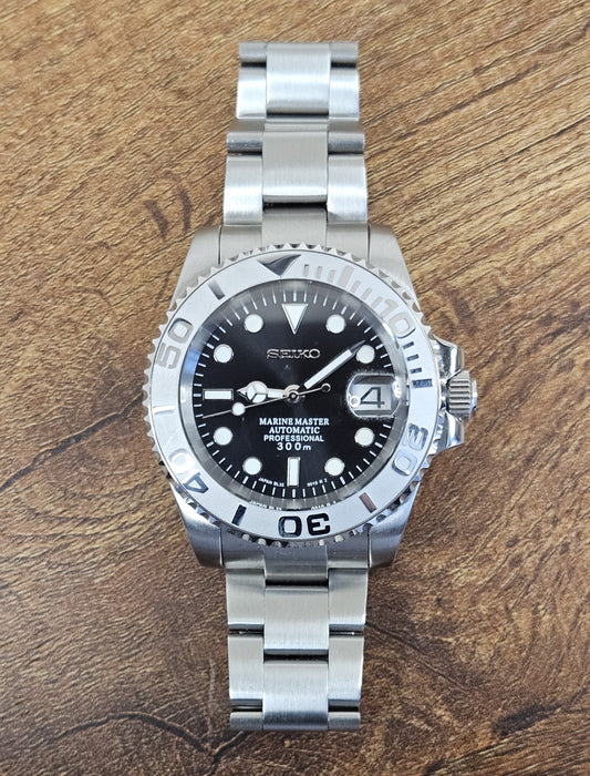 Yacht Style | Black Dial