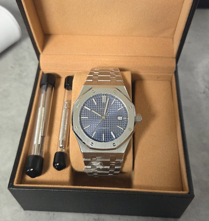 Royal Oak | Solid Blue