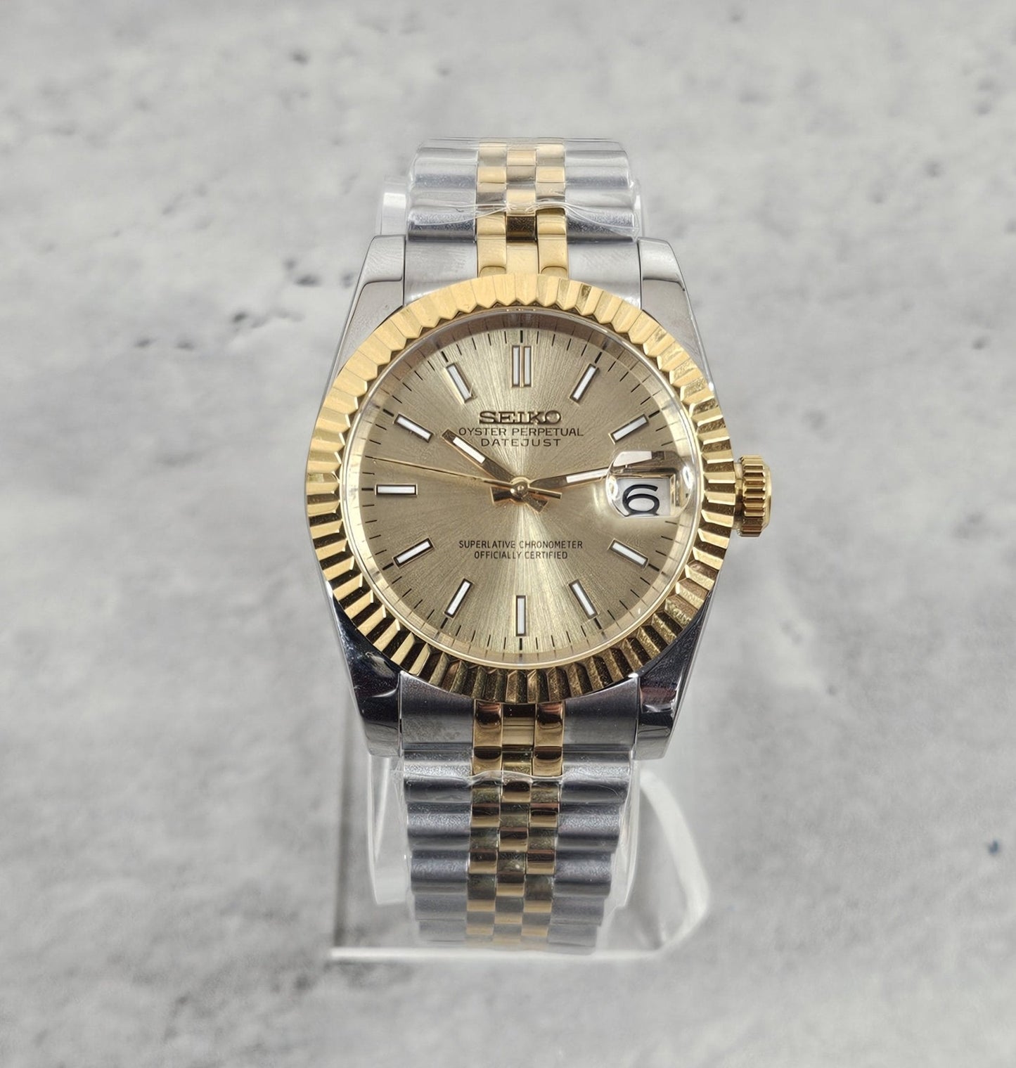 39mm Fluted Case Seiko Custom Mod Watch, DateJust Dial, Two Tone Case, Sapphire -NH35 Movement - Sunshine Custom Watch