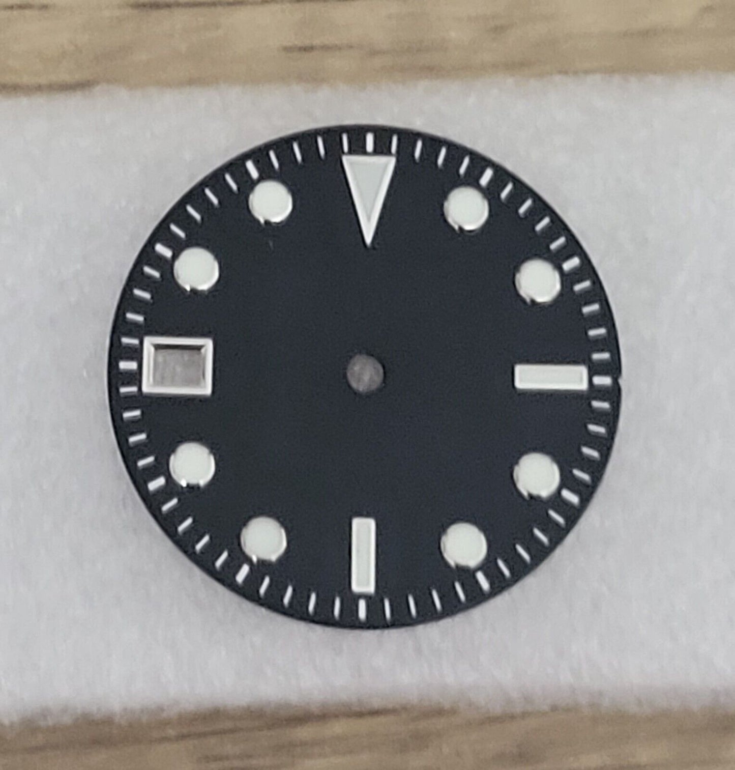 Dial 29.0mm Left Hand Date Position, No Logo for watch moding- BLACK -fits NH35