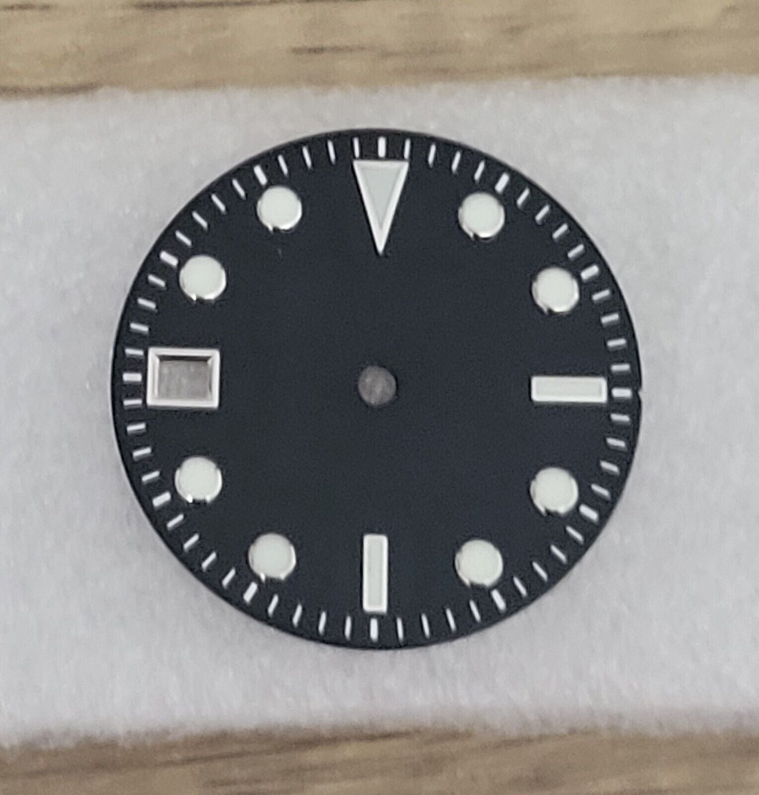 Dial 29.0mm Left Hand Date Position, No Logo for watch moding- BLACK -fits NH35