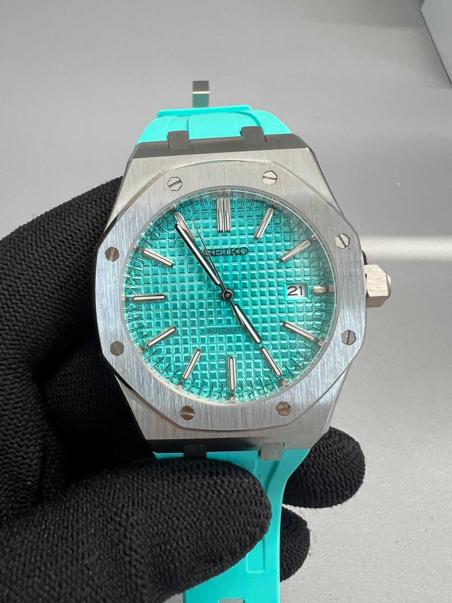 Royal Oak | Sky Blue