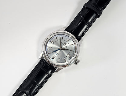 GMT-mod-watch-grand-seiko-ice-blue-dial