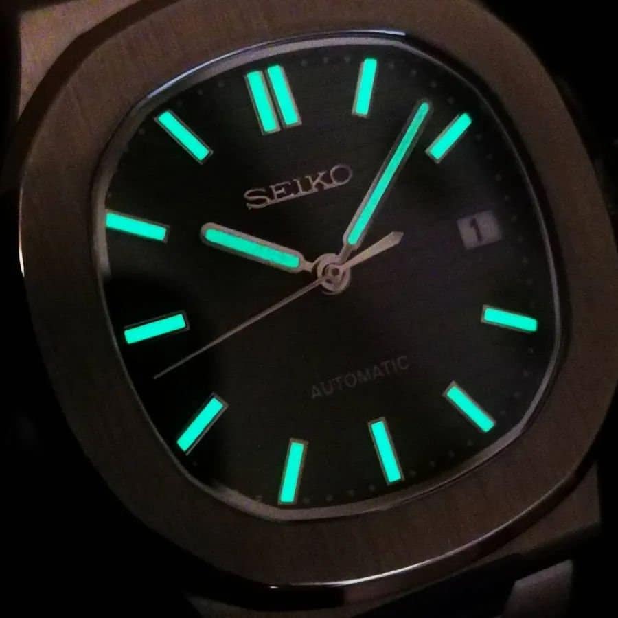 Nautilus | Black