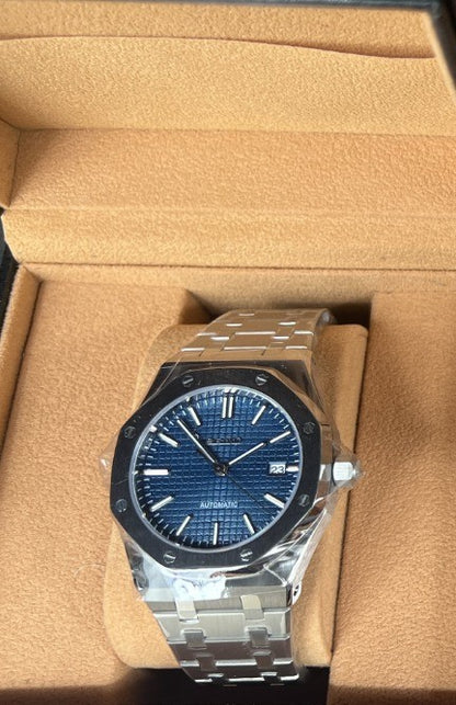 Royal Oak | Solid Blue