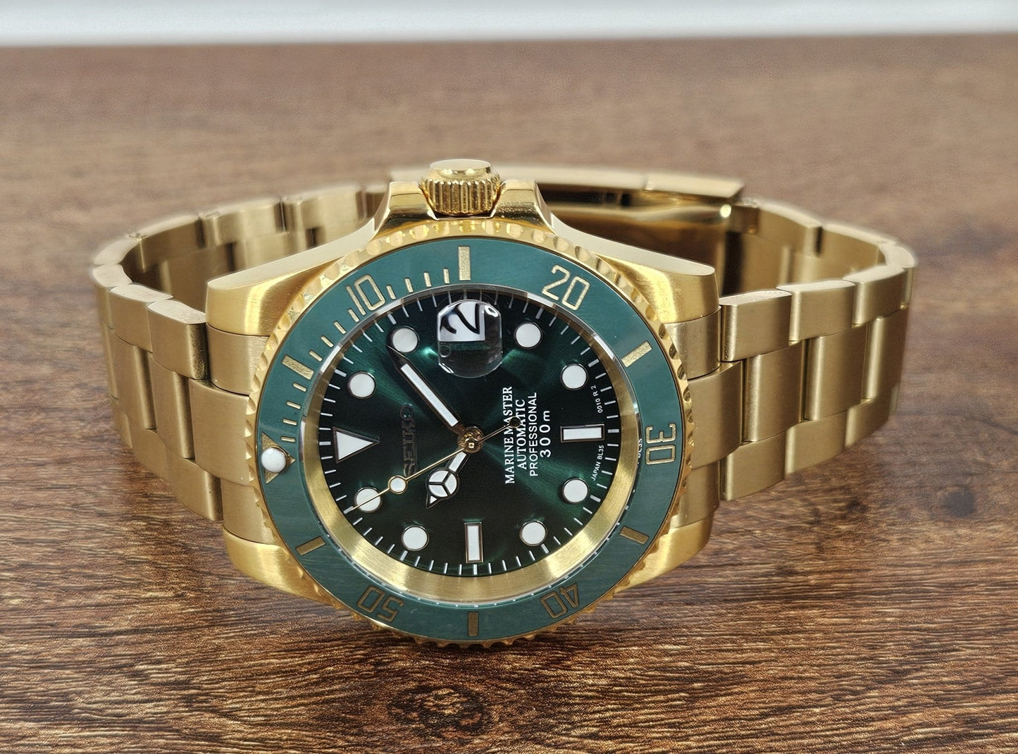 Seiko Custom Mod Watch Build - Gold with Green Dial and matching Ceramic Bezel Seiko NH35 Automatic  Sunshine Custom Watch